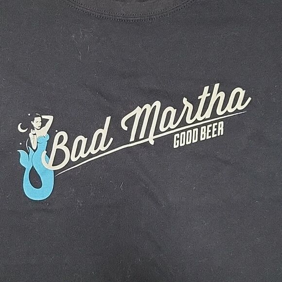 BAD MARTHA BEER 🍺 WOMENS TEE - MARTHAS VINEYARD BREWERY- SIZE MEDIUM - Picture 2 of 6